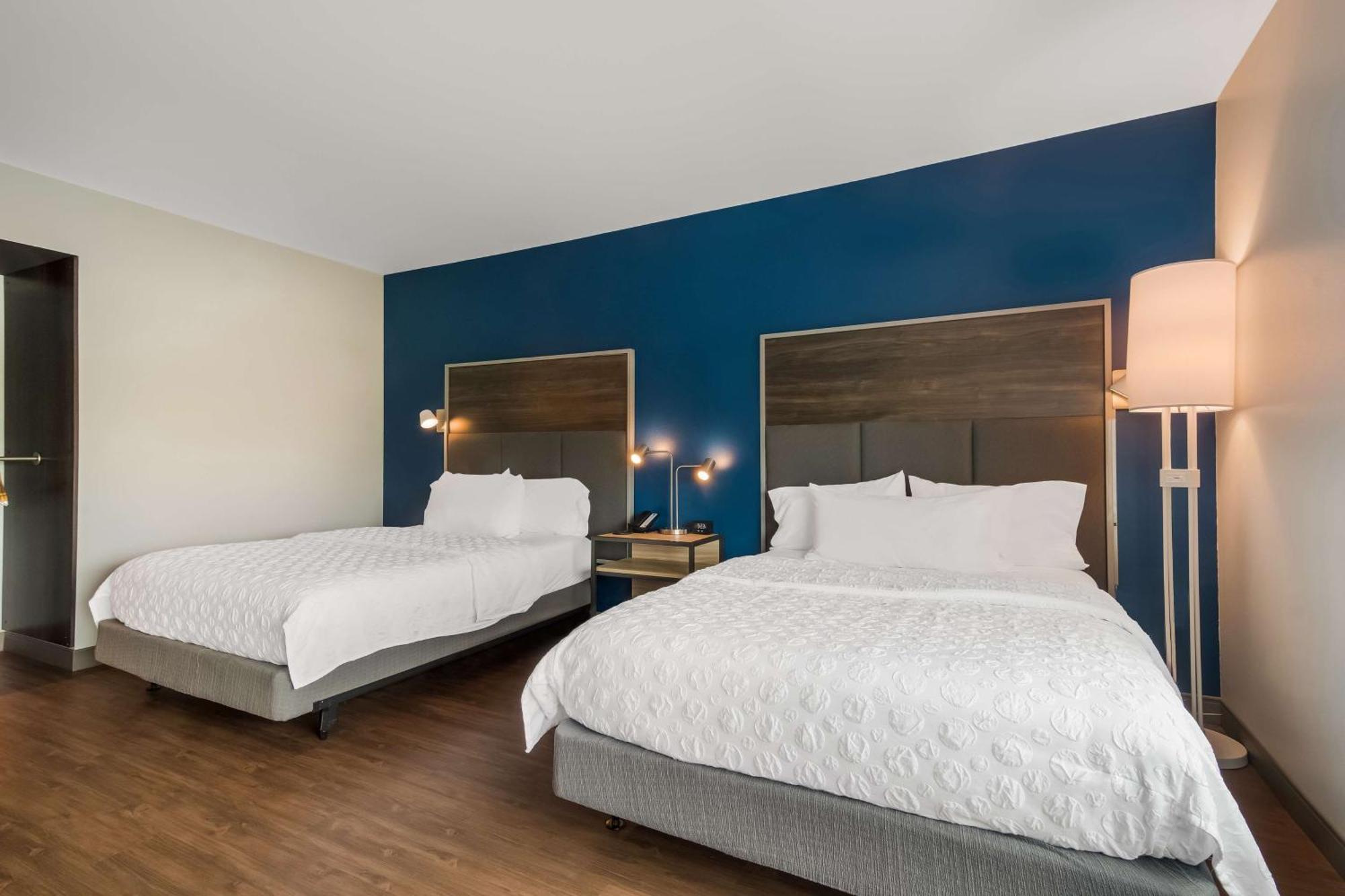 Tru By Hilton Wilson Hotel Bagian luar foto